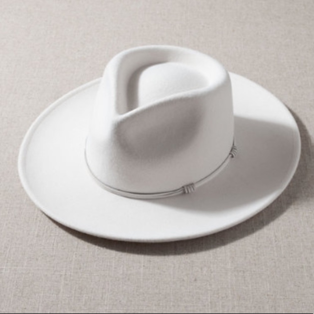 Wyeth London Hat in Ivory